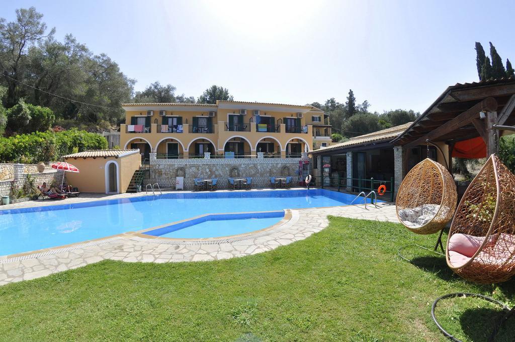 Villa Birlis Liapades Luaran gambar